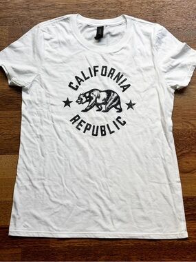 California Republic grizzly bear graphic t-shirt - white - S small - NEW
